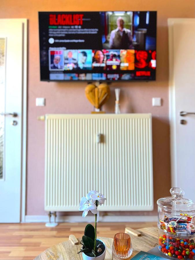 Elbling Apartment Mit Terrasse - Netflix - Parkplatz - Weinbergblick Meissen Exterior photo